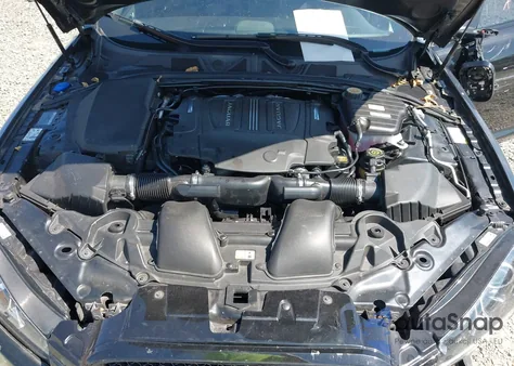 2015 Jaguar Xf 3.0 Portfolio/3.0 Sport from USA, damaged, VIN SAJWJ0FF0F8U69281